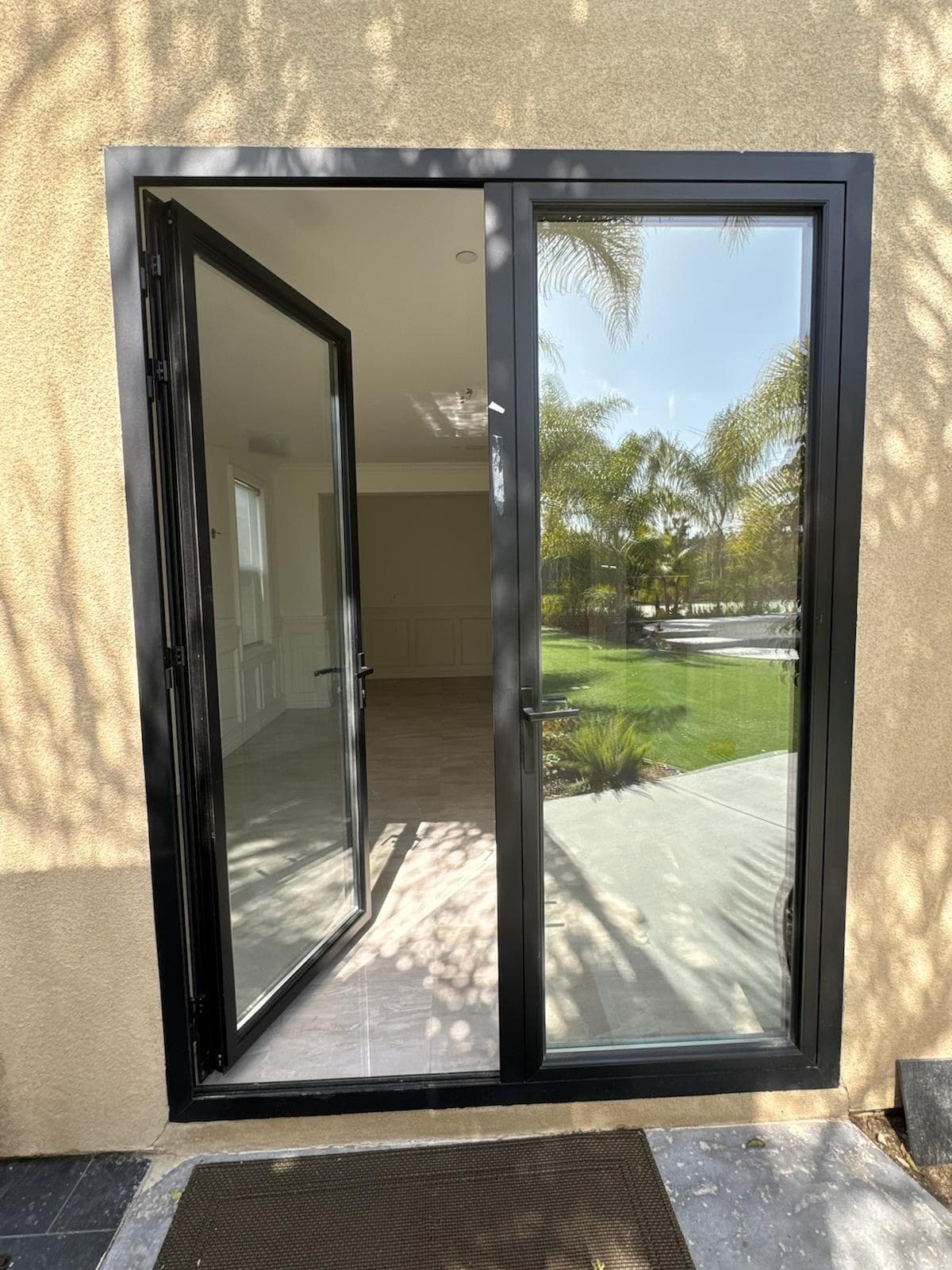 Sonora Cascade Classic Bifold Door